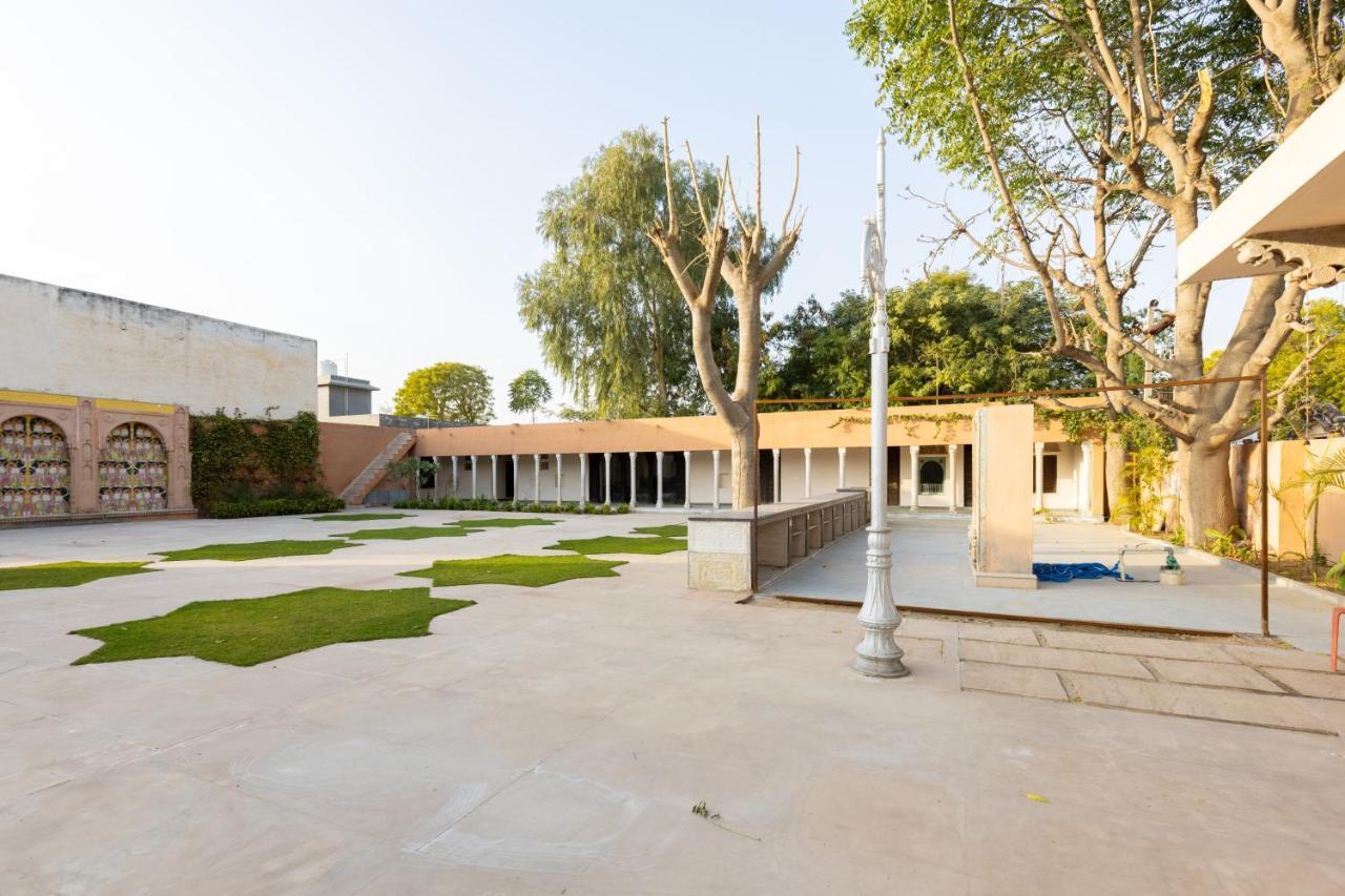 Vivaana Culture Hotel Mandāwa Exterior foto