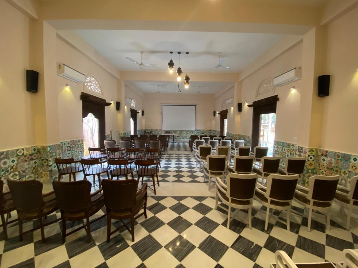 Vivaana Culture Hotel Mandāwa Exterior foto